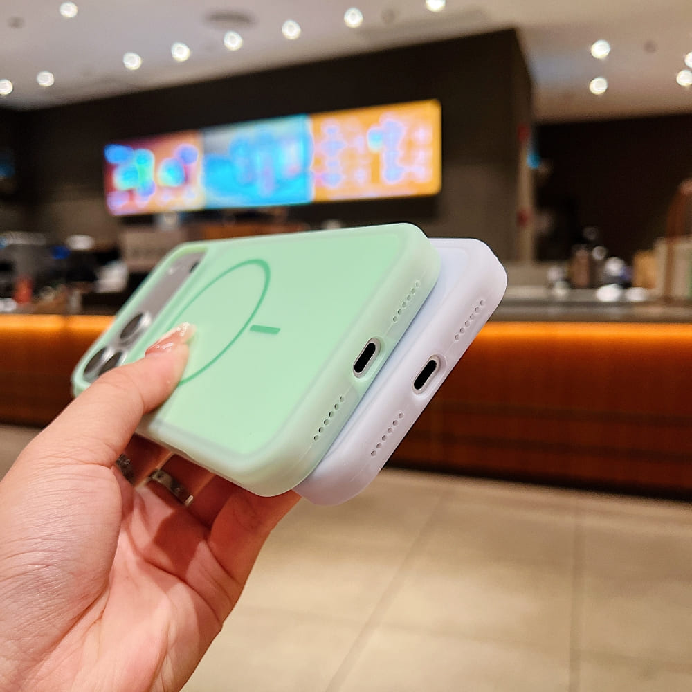 DITAKA Mag Glow Protective Phone Case